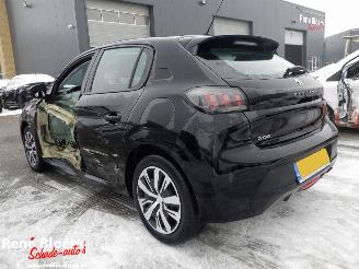 Peugeot 208 1.2 Puretech Active picture 2