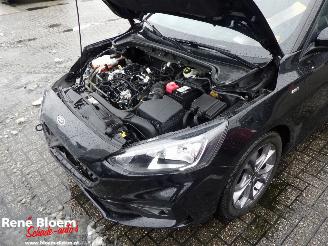 Ford Focus 1.0 EcoBoost Hybrid ST-Line X Business picture 8