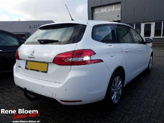 Peugeot 308 1.2 Puretech Blue Active Clima 5drs picture 4