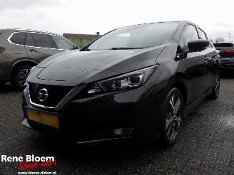 uszkodzony samochody osobowe Nissan Leaf Tekna 40kWh Navi Achteruitrijdcamera 2019/12