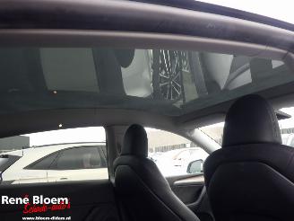 Tesla Model Y RWD 58kWh 238pk picture 8