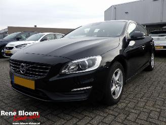 škoda osobní automobily Volvo V-60 2.0 D2 Nordic+ 120pk Navi 2016/10