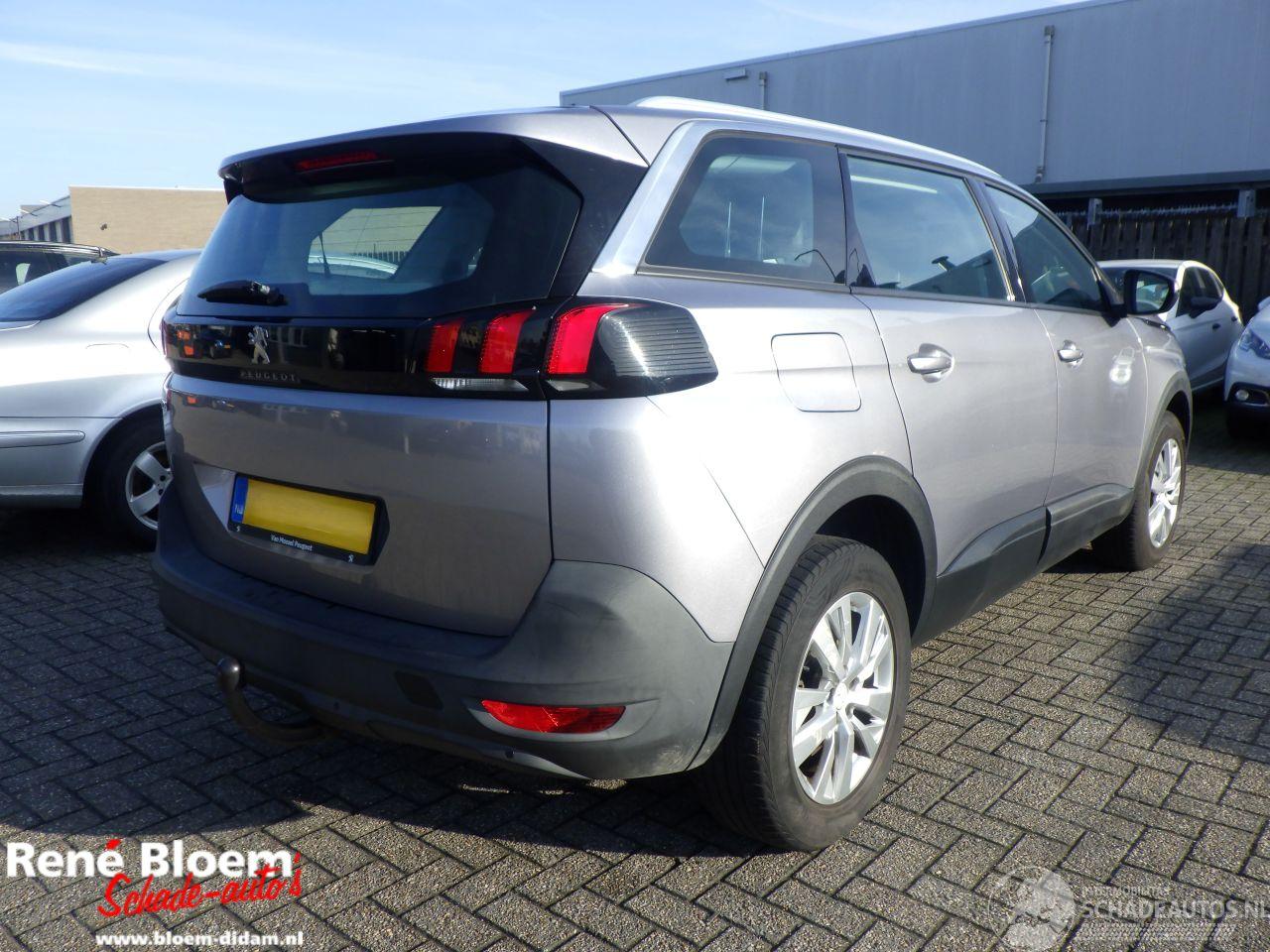 Peugeot 5008 1.2 PureTech Blue Lease Executive Automaat 7-persoons