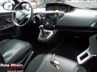 Lancia Ypsilon 0.9 Twinair Platinum picture 9