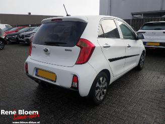 damaged passenger cars Kia Picanto 1.0 CVVT Comfort PlusLine Navigator 2017/1