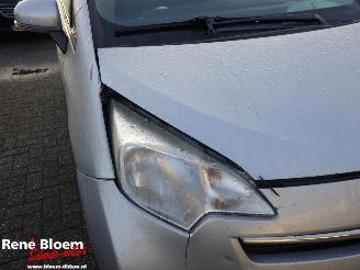 Toyota Verso -S 1.3 VVT-i Aspiration picture 7