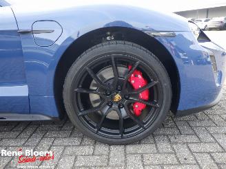 Porsche Taycan GTS Sport Turismo picture 7