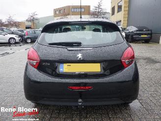 Peugeot 208 1.2 PureTech Active picture 3