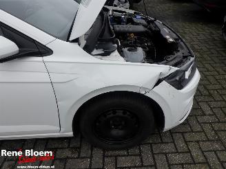 Volkswagen Polo 1.0 MPi Comfortline picture 9