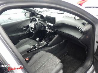 Peugeot 208 1.2 PureTech 100 GT 5drs picture 10