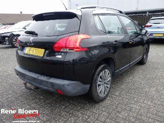 krockskadad bil auto Peugeot 2008 1.2 Puretech Blue Lion Airco 5drs 2016/6