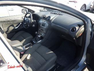 Ford Mondeo Wagon 2.0 16V Limited Clima 145pk picture 10