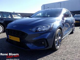 uszkodzony samochody osobowe Ford Focus 1.0 EcoBoost Hybrid ST-Line 2021/9