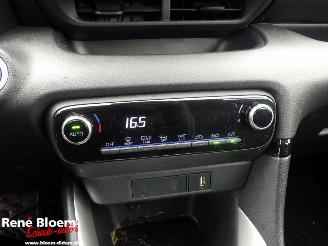 Toyota Yaris 1.5 Hybrid Dynamic Automaat 5drs picture 18