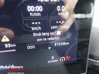 MG 4 Electric Luxury 64kwh picture 18