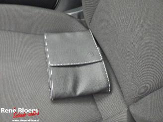 Volkswagen Up! 1.0 5drs Airco picture 17