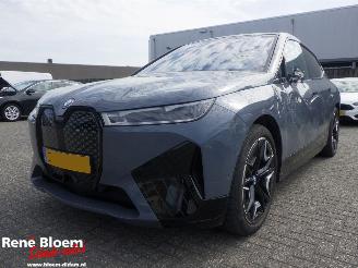 Schadeauto BMW iX XDrive 40 Business Editon Plus 77kwh Full Option 2024/3