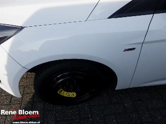 Ford Focus 1.0 ST-Line 5drs picture 13