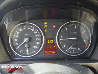 BMW 3-serie 325d Business Line M Sport Automaat 204pk picture 16