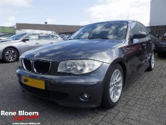 skadebil auto BMW 1-serie 118I 129pk 5drs Airco 2006/12