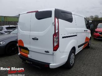 uszkodzony samochody ciężarowe Ford Transit CUSTOM 300 2.0 TDCI L1H1 2023/9