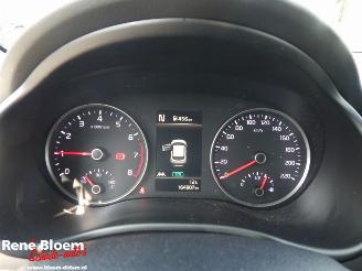 Kia Stonic 1.0 T-GDI MHEV Dynamic picture 14