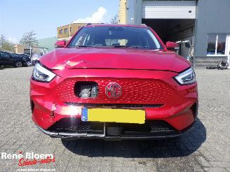 MG ZS EV Long Range Comfort 70kwh picture 3