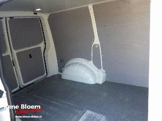 Volkswagen Transporter 2.0 TD L1H1 Airco picture 9