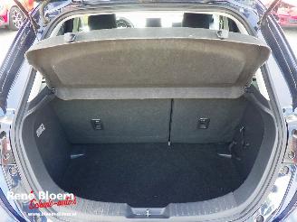 Mazda 2 1.5 Skyactive-G Skylease+ Navi picture 13