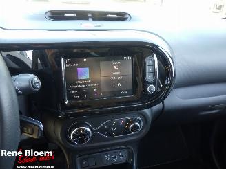 Renault Twingo 1.0 SCe Intens 5drs Navi Clima picture 16