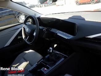 Opel Astra SPORTS TOURER 1.2 Business Elegance picture 7