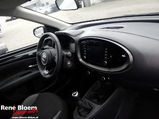 Toyota Aygo X 1.0 VVT-i MT First 5drs picture 10