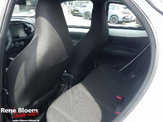 Toyota Aygo 1.0 VVT-i S-CVT Play picture 12