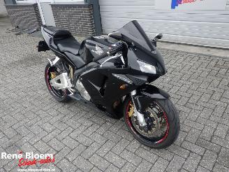 Honda CBR 600 RR picture 3