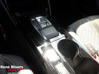 Peugeot e-2008 EV Allure 54kWh picture 19