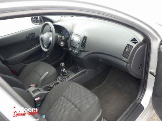 Hyundai I-30 CW 1.4 i i-Drive Cool picture 6