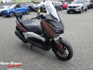 Yamaha XMAX 300 picture 3