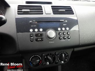 Suzuki Swift 1.5 Exlusive 102pk 5drs Airco picture 14