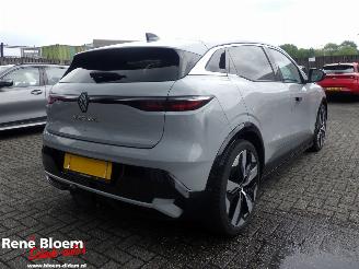 damaged passenger cars Renault Mégane E-Tech EV Charge Techo 2023/3