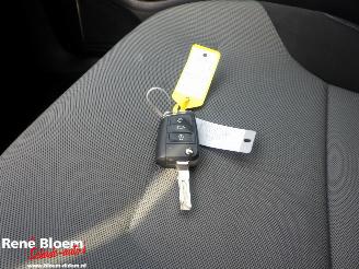 Volkswagen e-Golf e-Golf picture 17