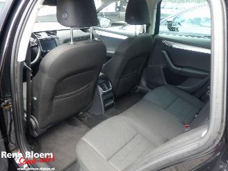 Skoda Octavia Combi 1.6 TDI Greentech DSG Style Business 110pk picture 13