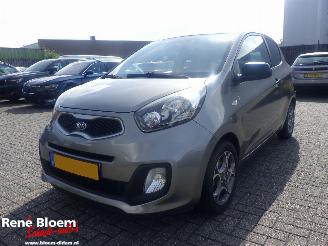 Schadeauto Kia Picanto 1.0 CVVT EconomyLine 5drs 2014/5
