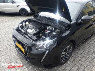 Peugeot 208 1.2 PureTech Allure 101pk picture 8