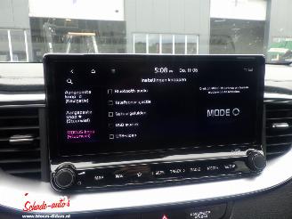 Kia Cee d 1.5 T-GDI MHEV Automaat Executive Line 160pk picture 16