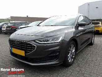 Schadeauto Ford Focus 1.0 EcoBoost Hybrid Navi Titanium X 2022/11
