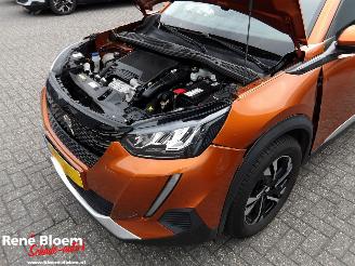 Peugeot 2008 1.2 PureTech Allure Automaat picture 18