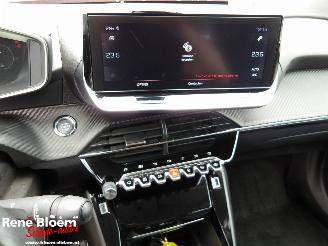Peugeot 2008 1.2 PureTech Allure Automaat picture 13