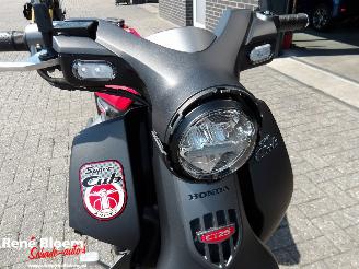 Honda  C 125 A Super Cub picture 15