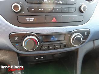 Hyundai I-10 1.0i i-Motion Comfort 5drs picture 21