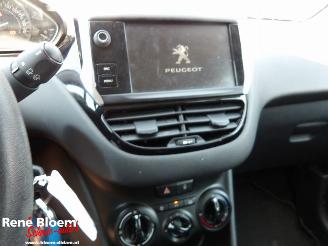 Peugeot 208 1.2 PureTech Active picture 13